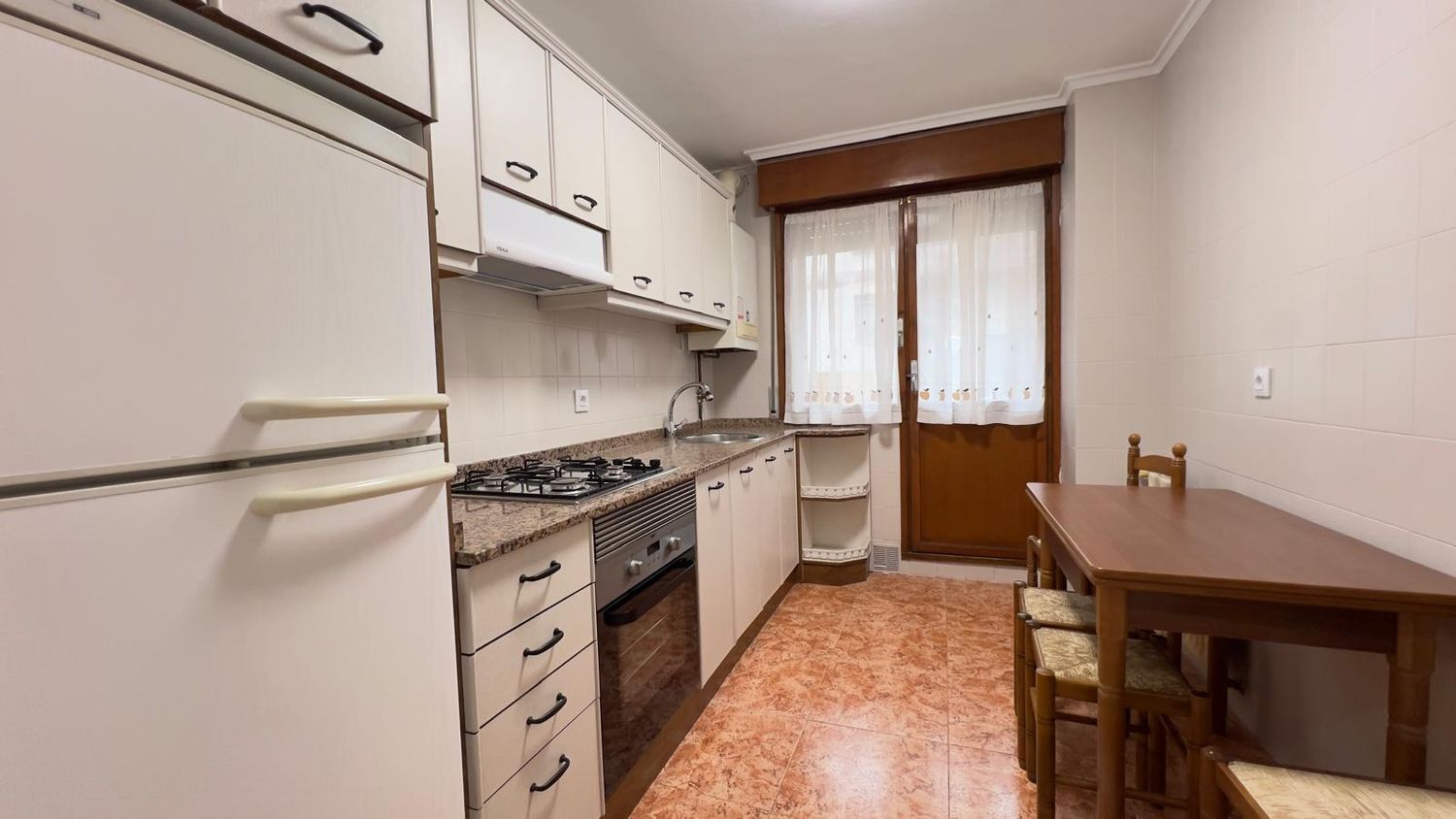 Pisos-Alquiler-GijÃ³n-2210258-Foto-3