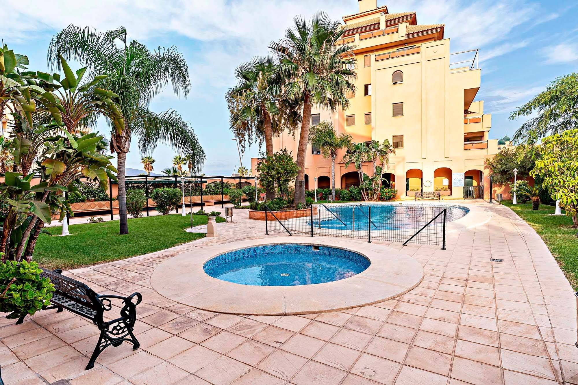 Pisos-Venta-Roquetas de Mar-2210603-Foto-32