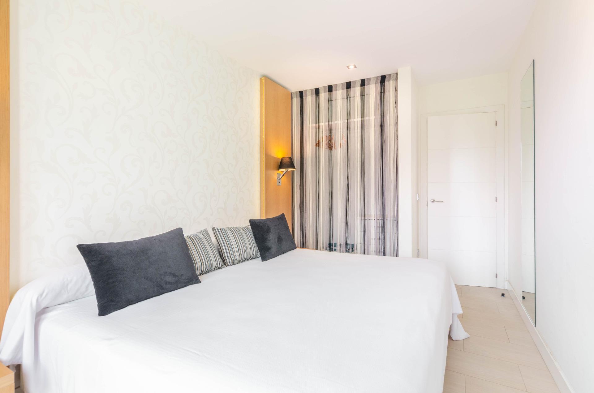 Edificios-Venta-MorcÃ­n-2213707-Foto-12