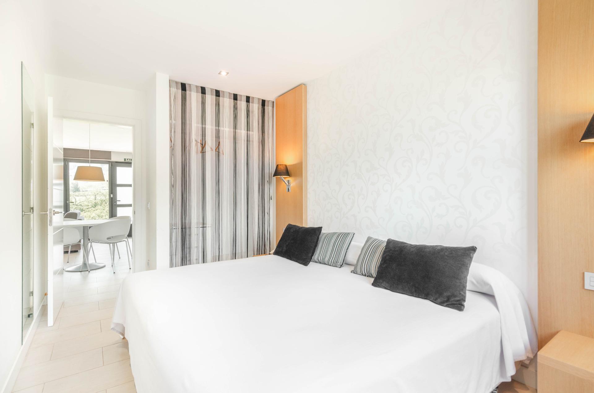 Edificios-Venta-MorcÃ­n-2213707-Foto-48