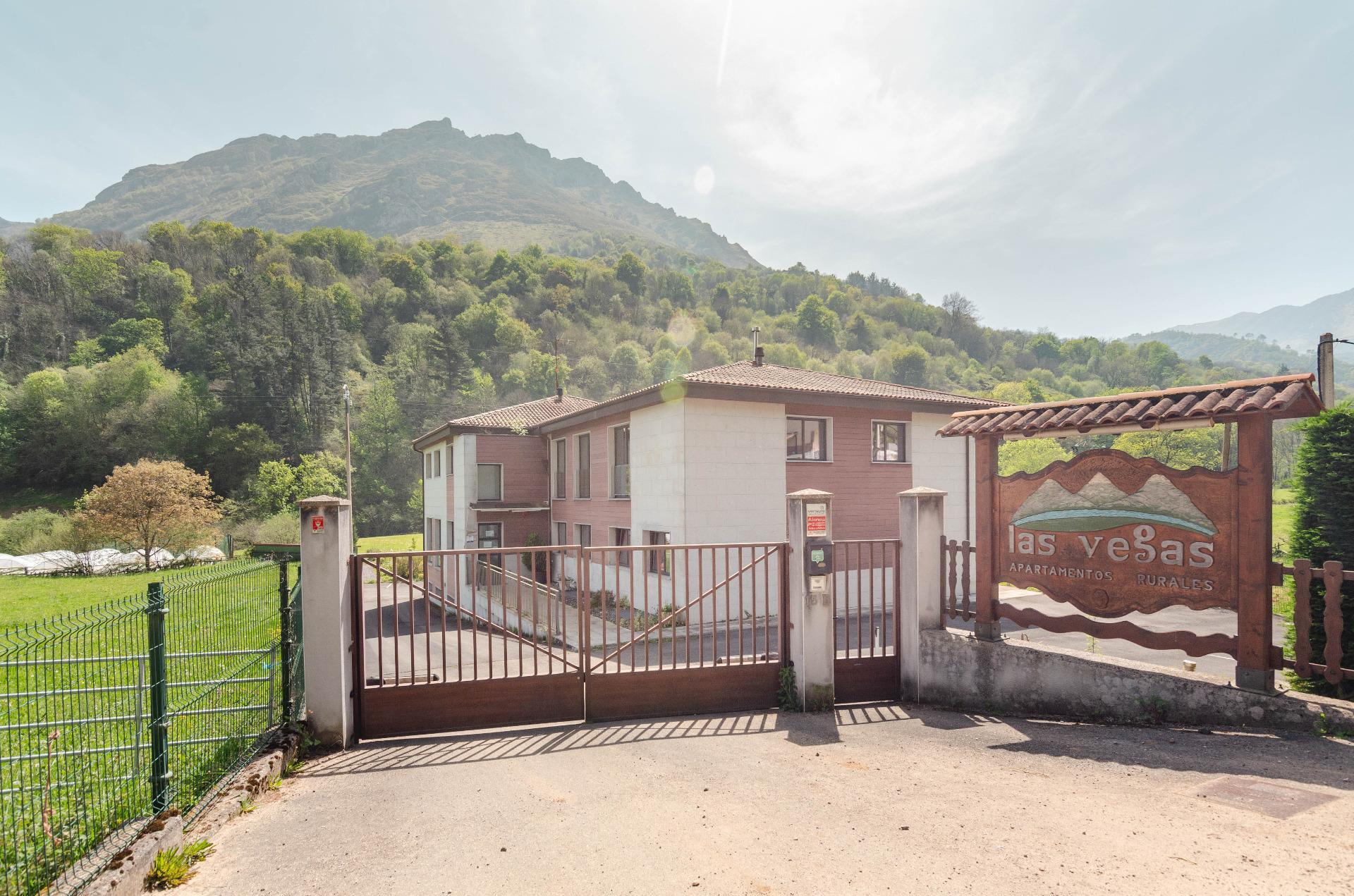 Edificios-Venta-MorcÃ­n-2213707-Foto-65