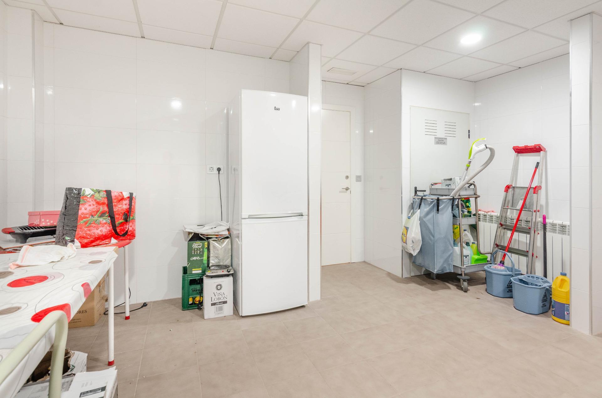 Edificios-Venta-MorcÃ­n-2213707-Foto-64