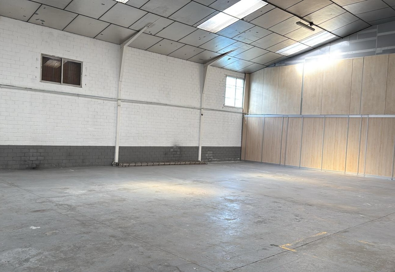 Naves-Venta-Daganzo de Arriba-2238623-Foto-4