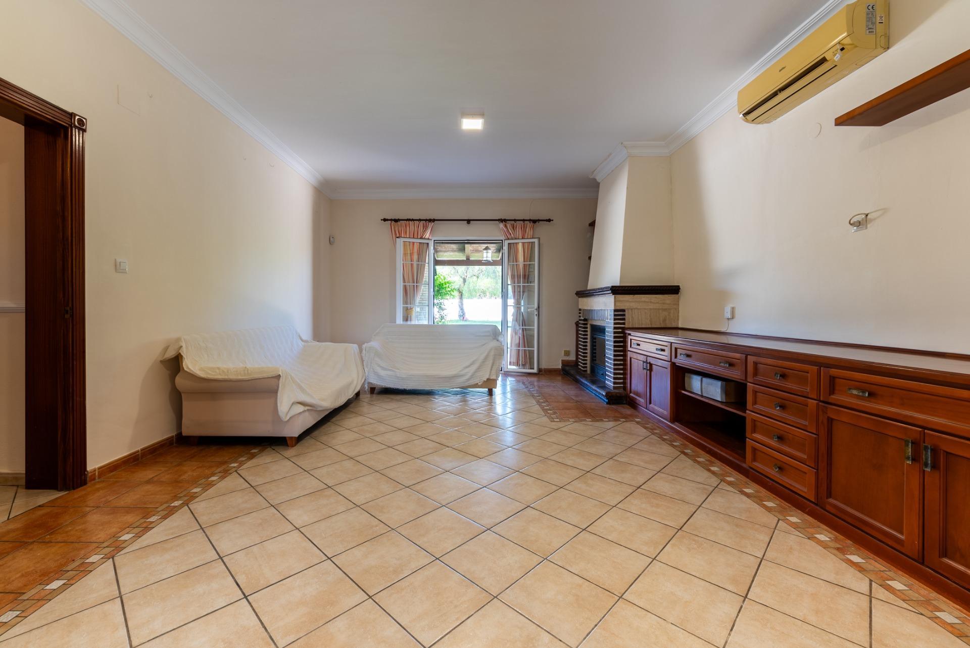 CHALET EN PALOMARES de 1400m2