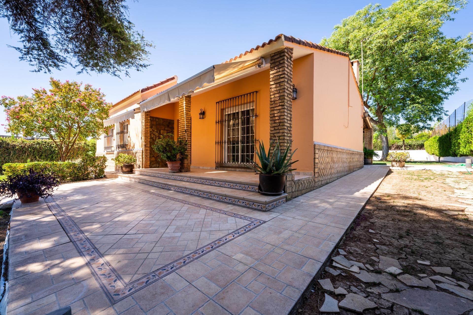 CHALET EN PALOMARES de 1400m2