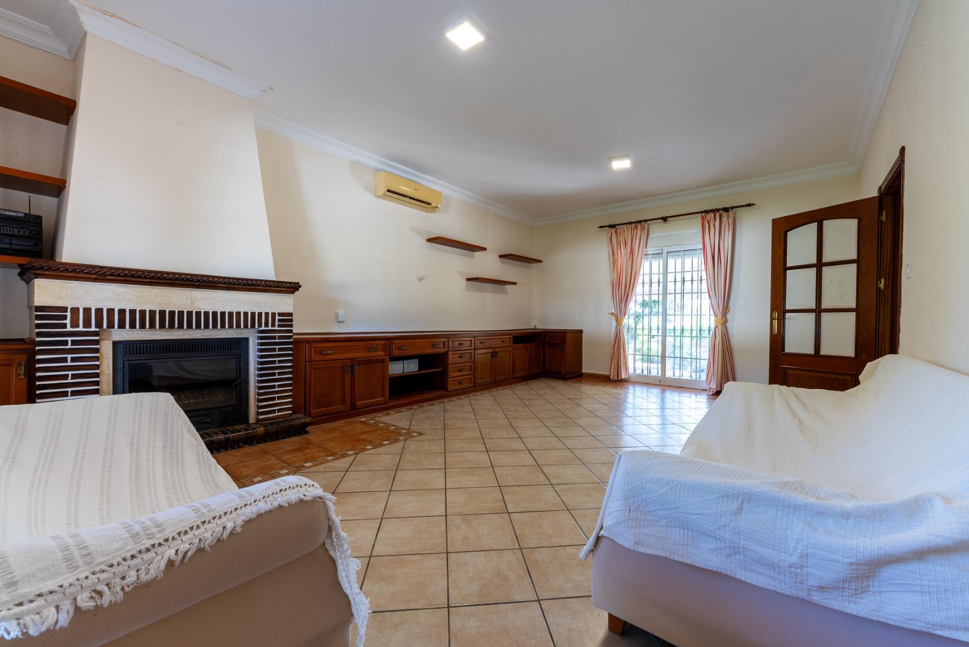 CHALET EN PALOMARES de 1400m2