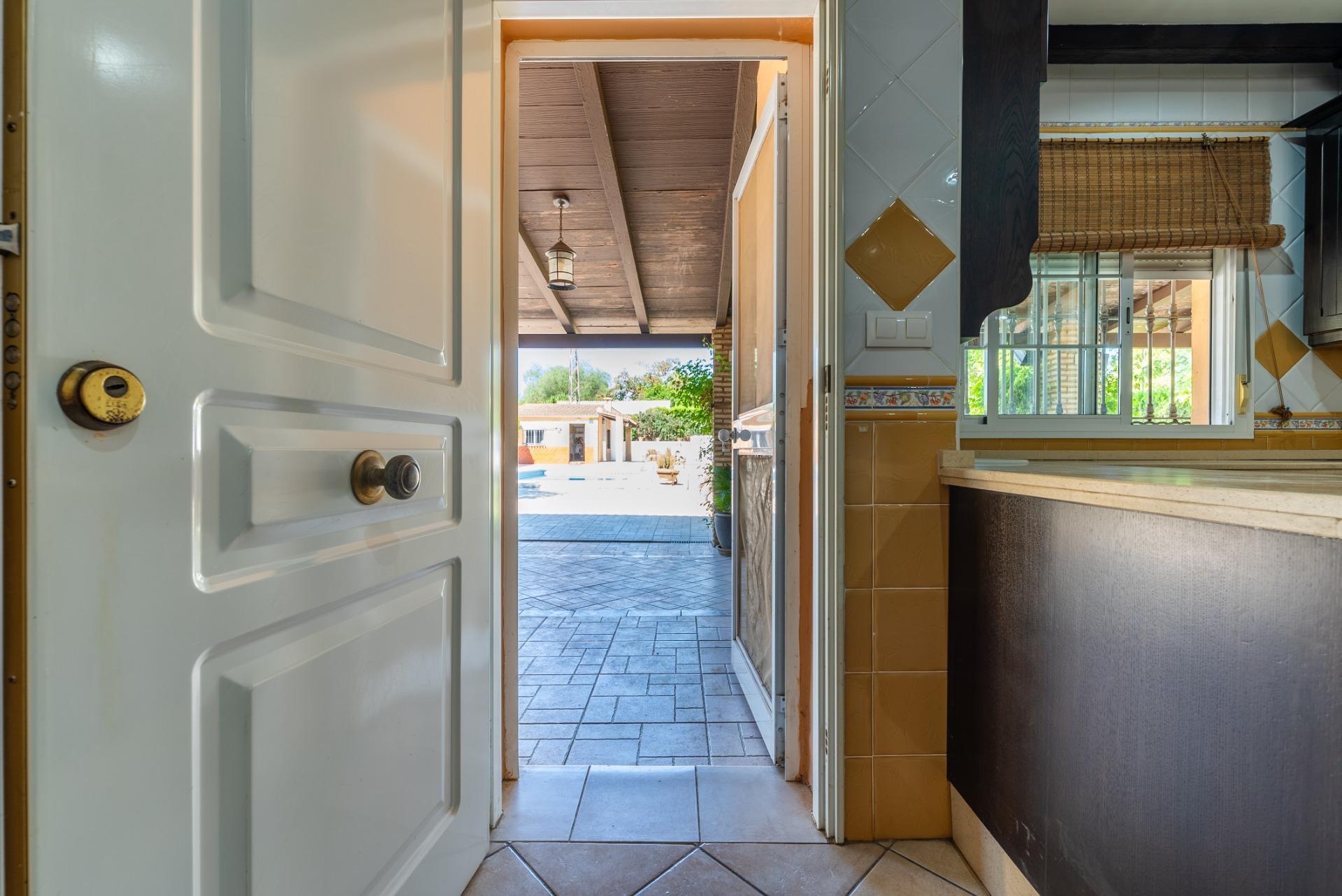 CHALET EN PALOMARES de 1400m2