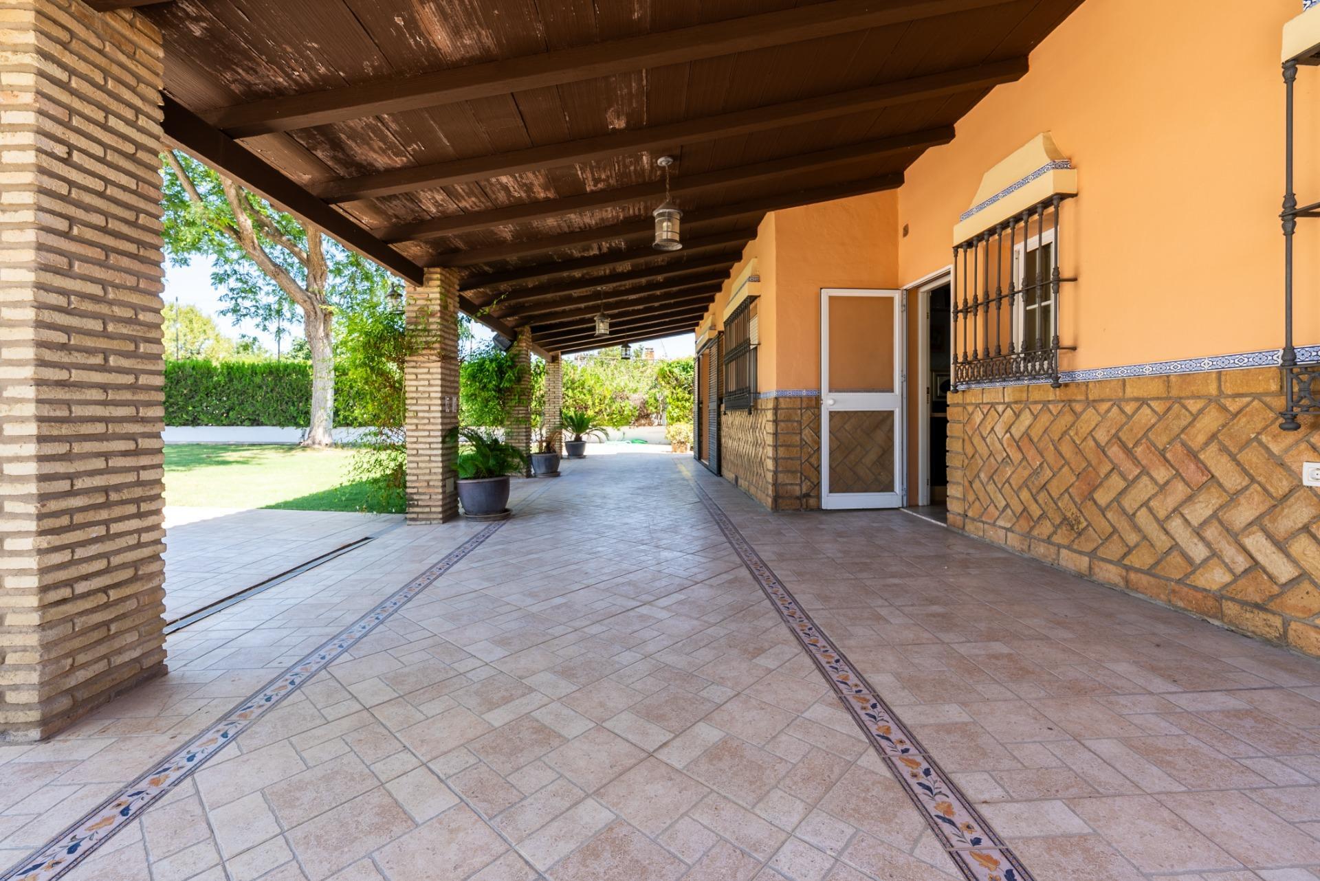 CHALET EN PALOMARES de 1400m2