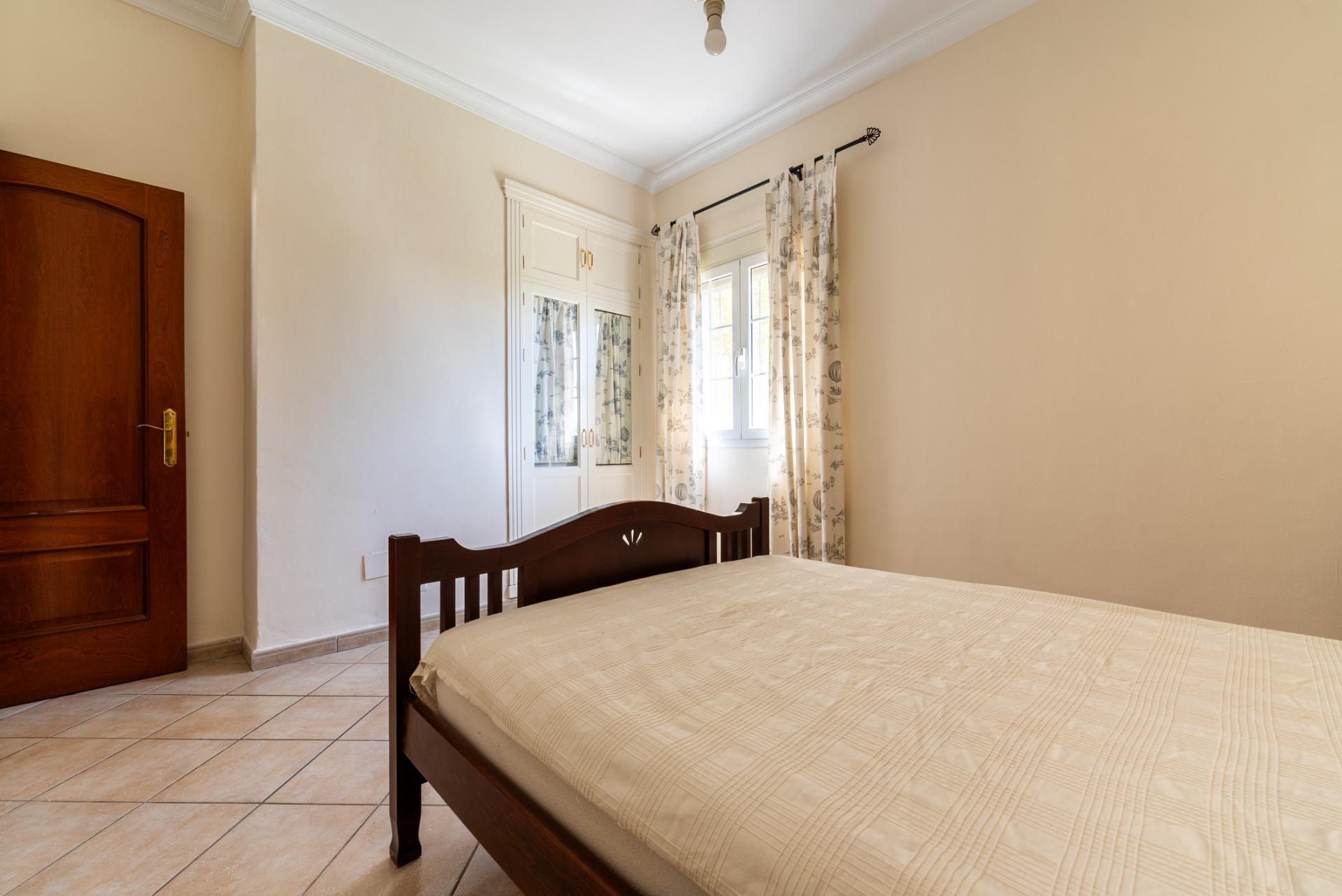 CHALET EN PALOMARES de 1400m2