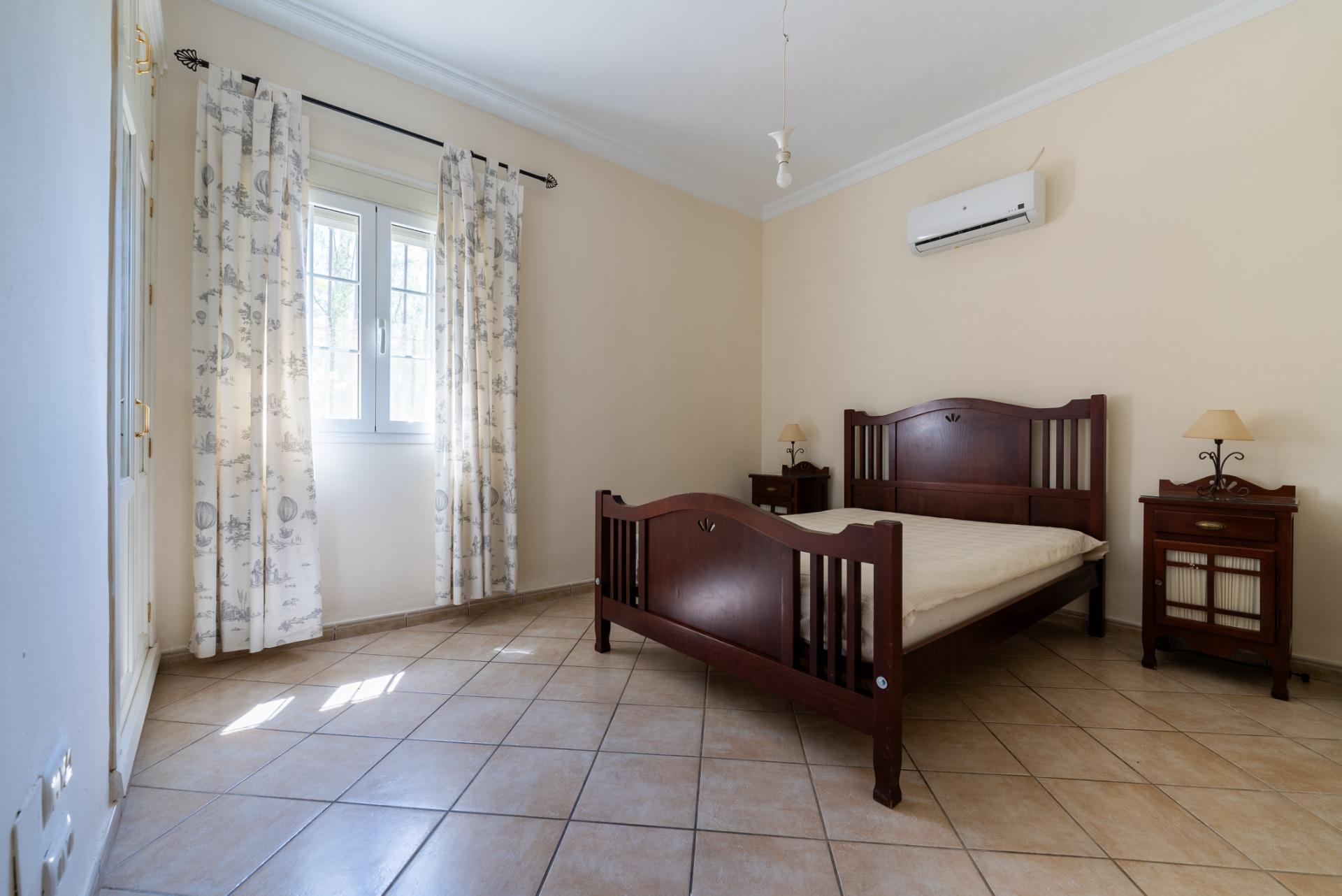 CHALET EN PALOMARES de 1400m2