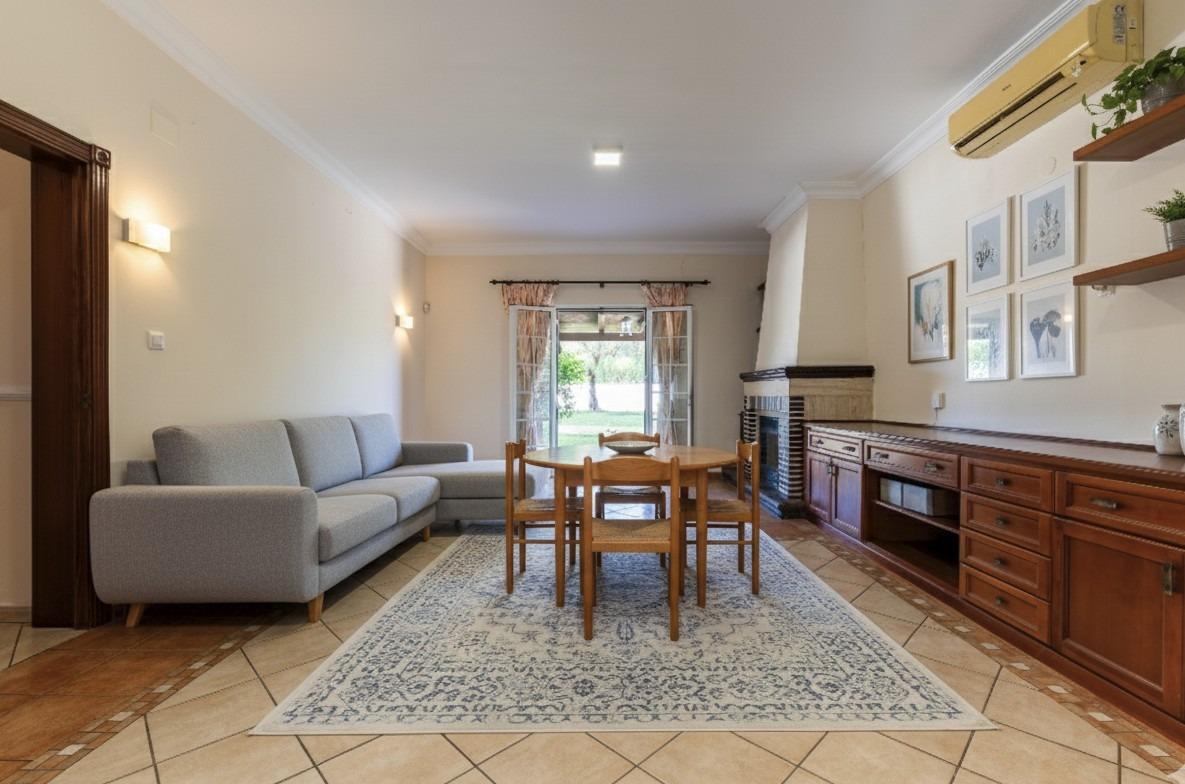 CHALET EN PALOMARES de 1400m2