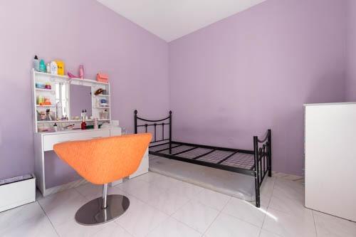 Chalet adosado en Calle Águila s/n, ? Urb. Colina Blanca con terraza y piscina