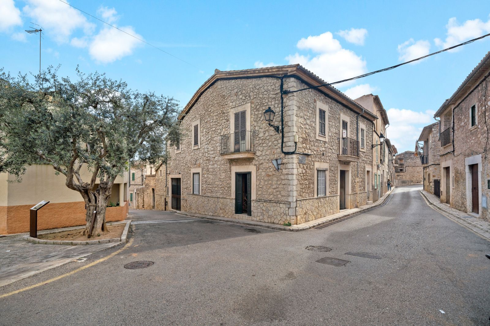 Casa reformada en Biniamar con Licencia de Turismo Interior