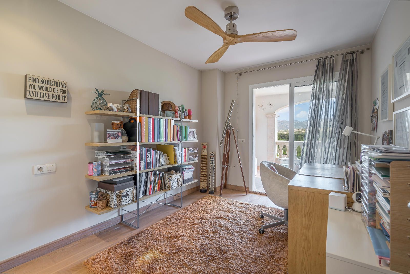 Adosado de 226 m2 en Búger con garaje y terrazas