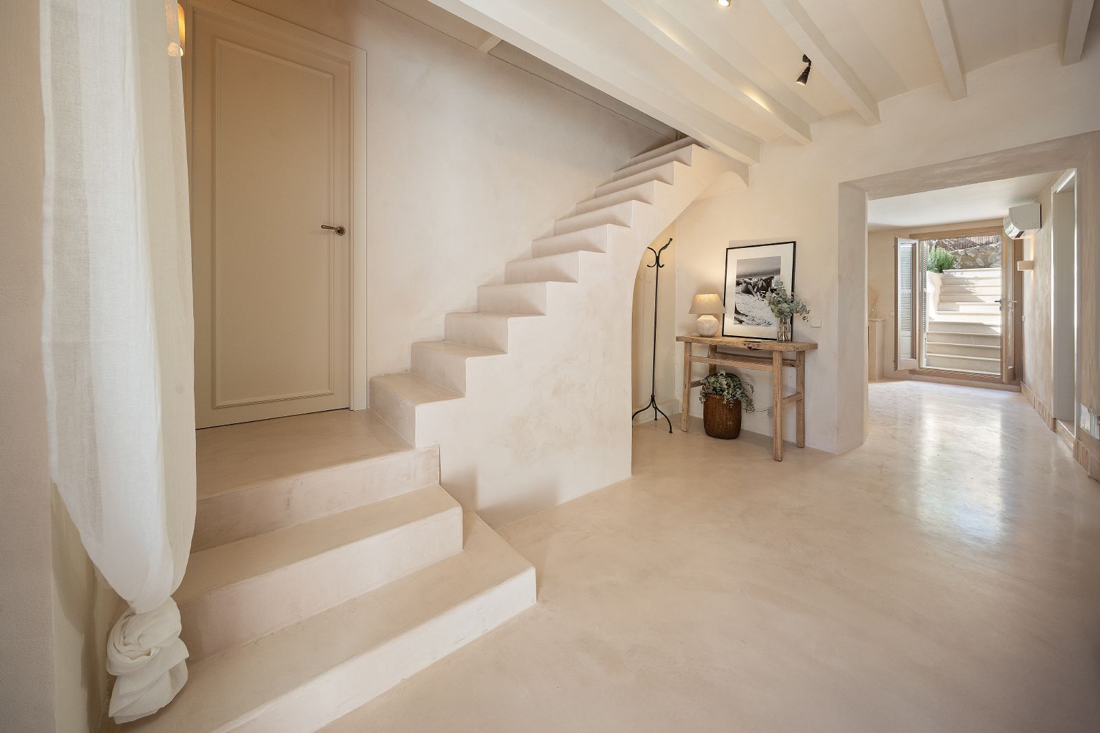 Casa reformada con ETV en Caimari de 201 m2 con piscina