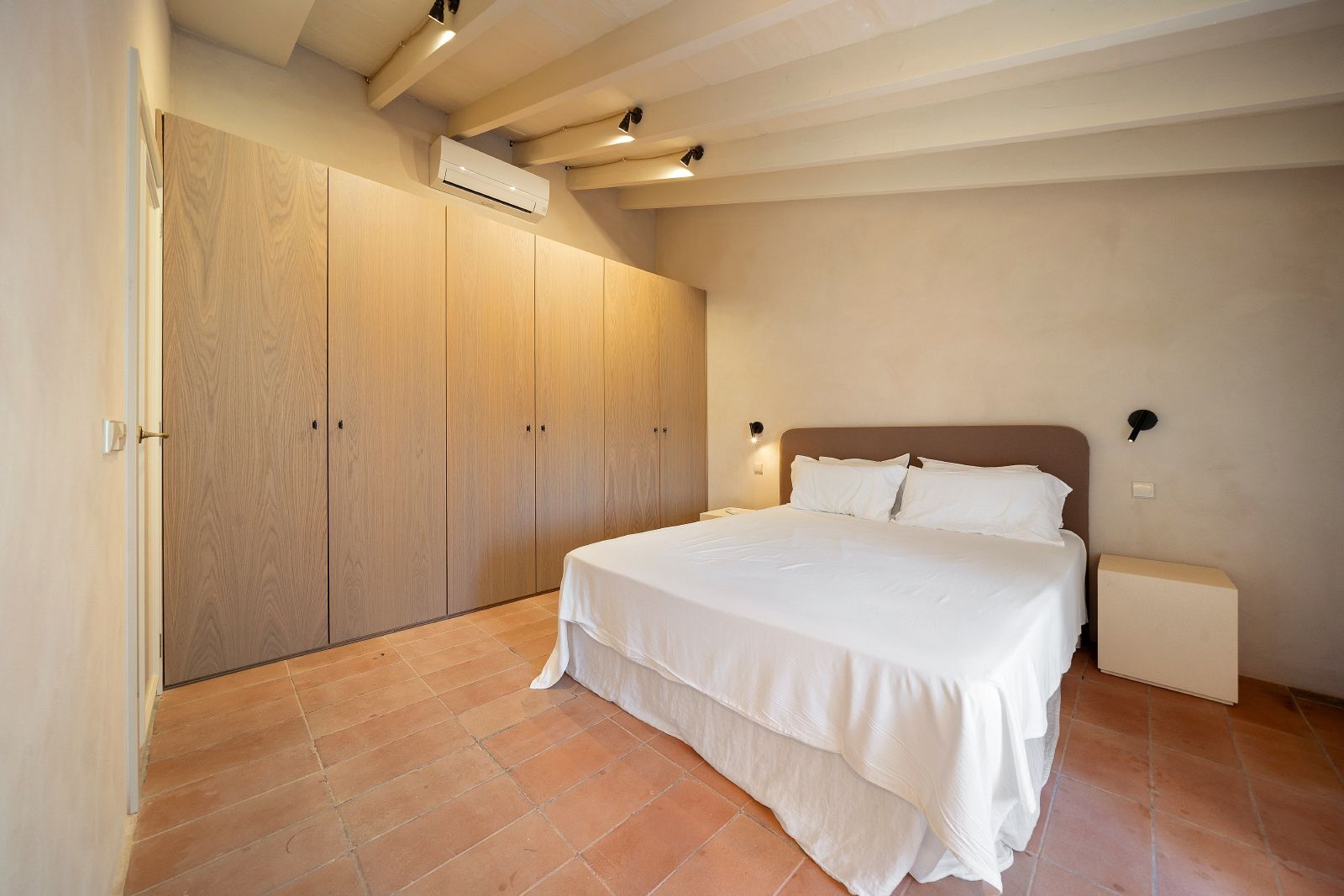 Casa reformada con ETV en Caimari de 201 m2 con piscina