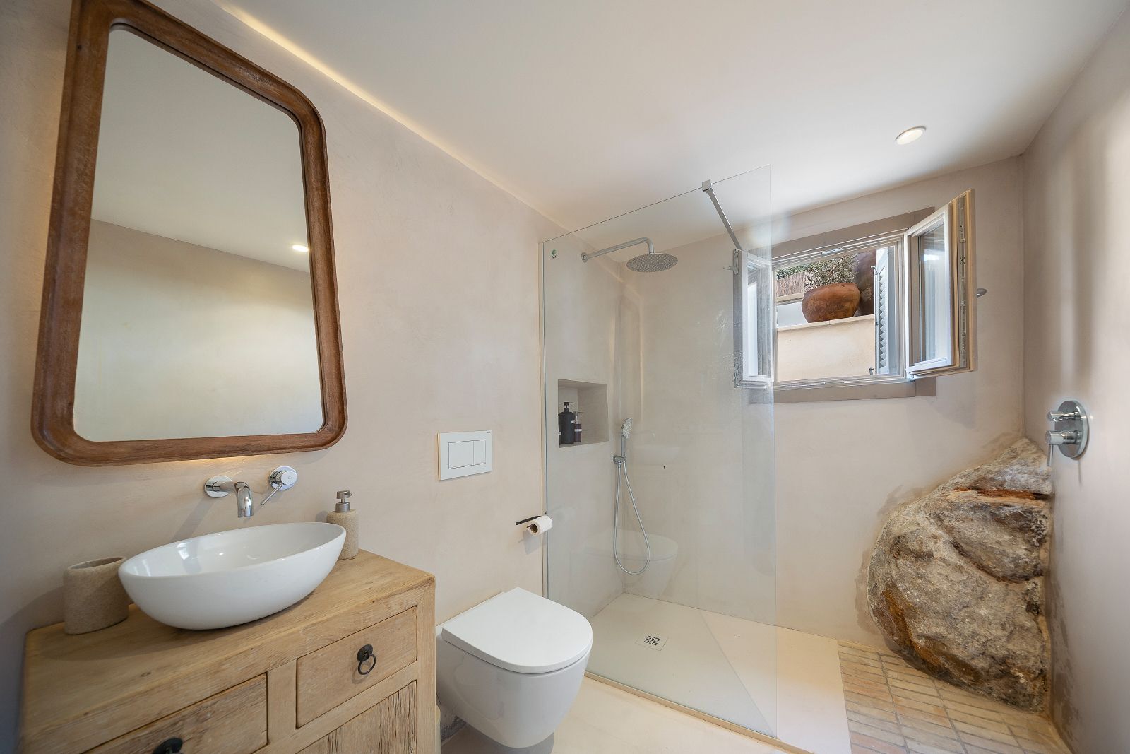 Casa reformada con ETV en Caimari de 201 m2 con piscina