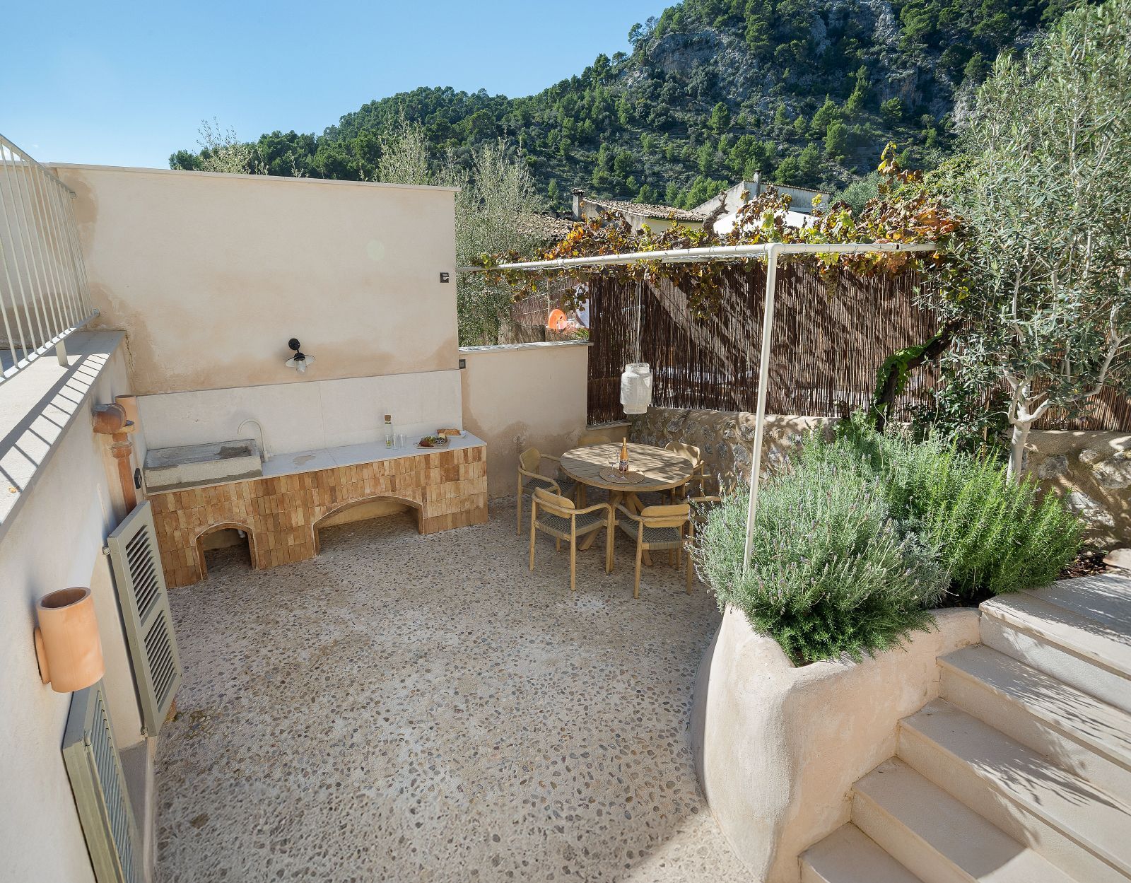 Casa reformada con ETV en Caimari de 201 m2 con piscina