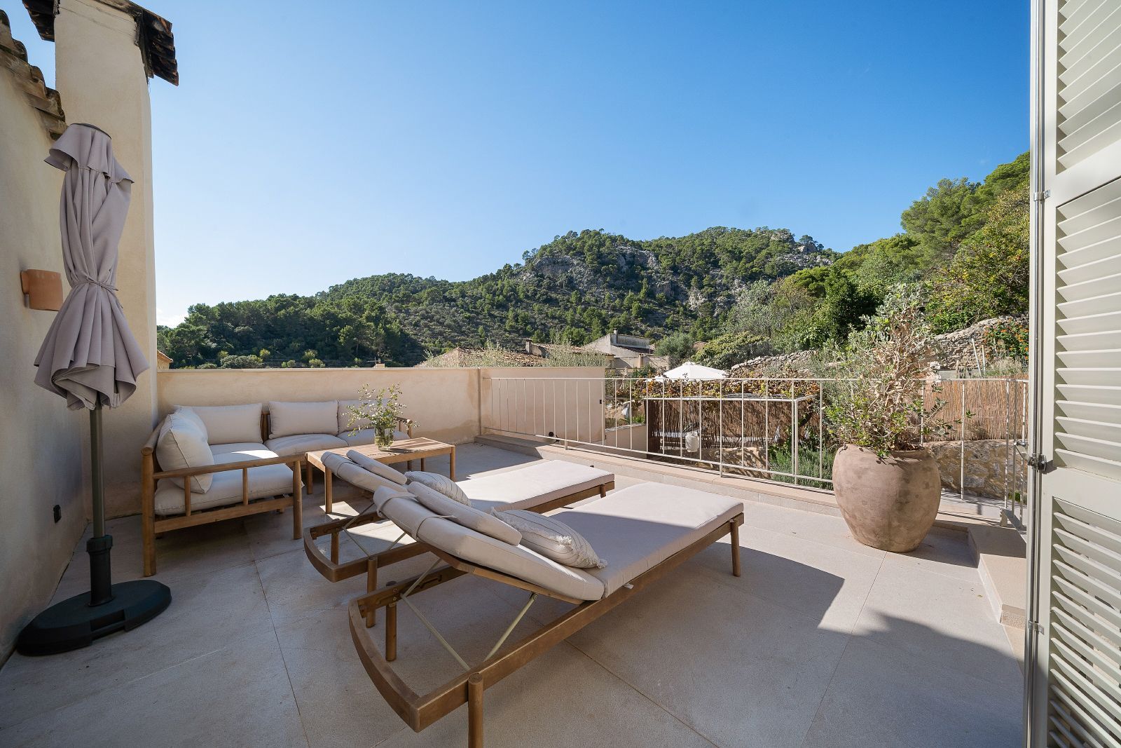 Casa reformada con ETV en Caimari de 201 m2 con piscina