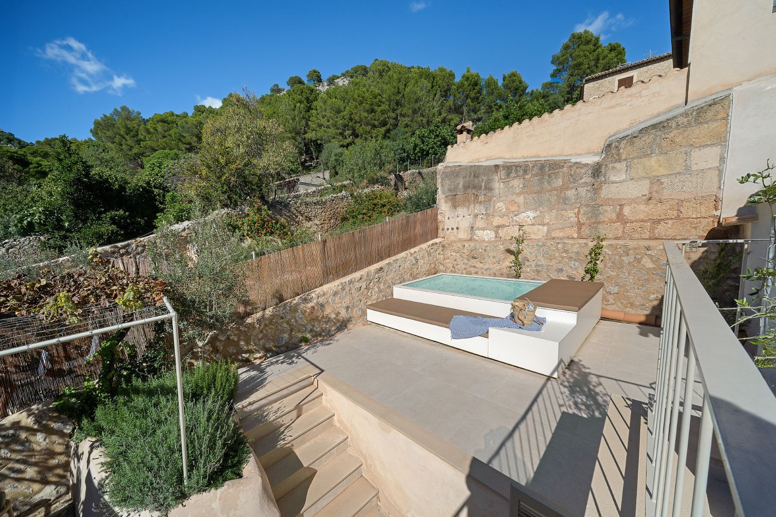 Casa reformada con ETV en Caimari de 201 m2 con piscina