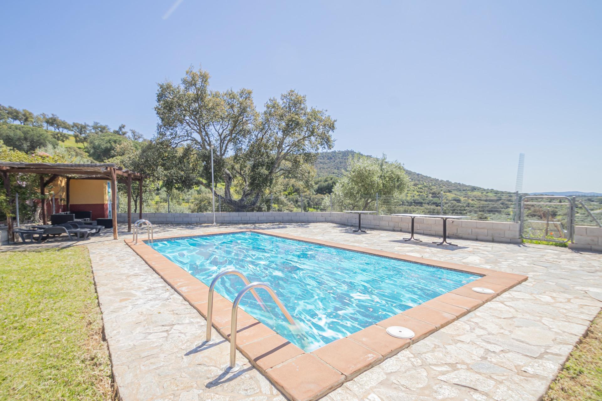 CASA RURAL CON PISCINA