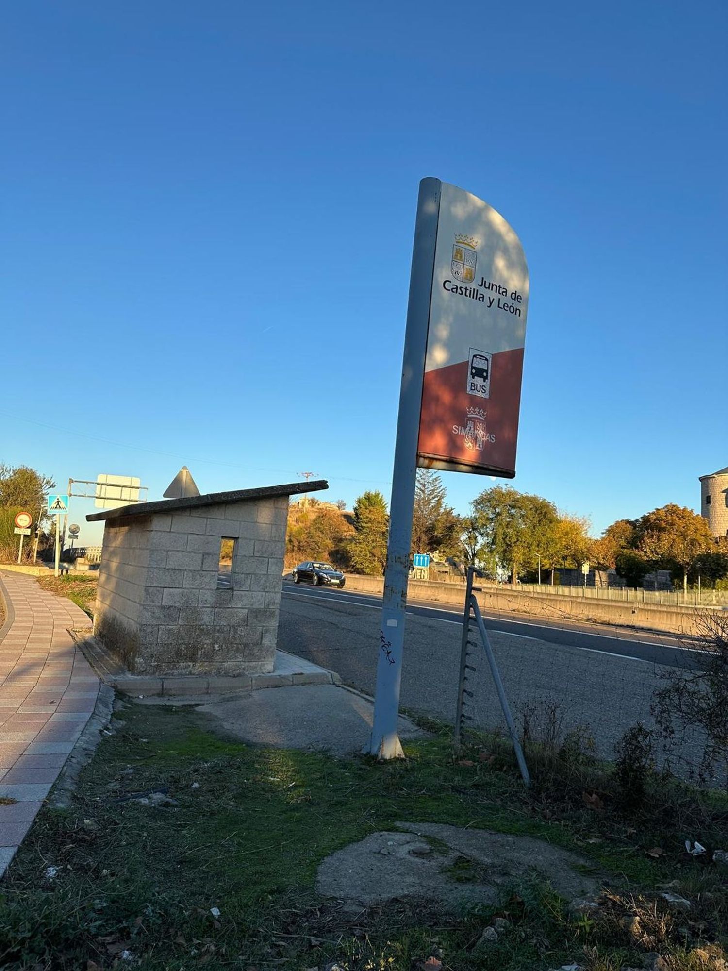 Terreno en venta  Simancas  10/20