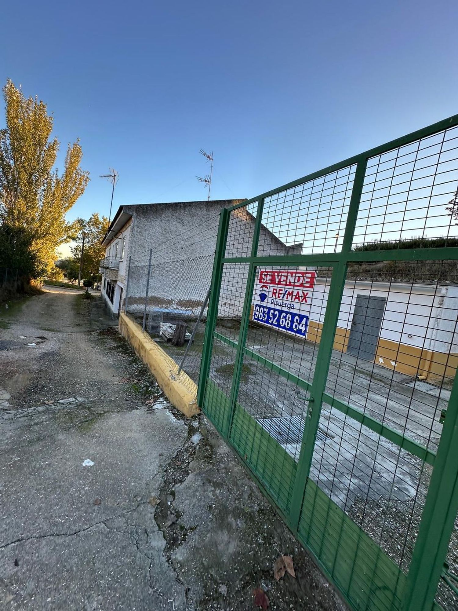 Terreno en venta  Simancas  11/20