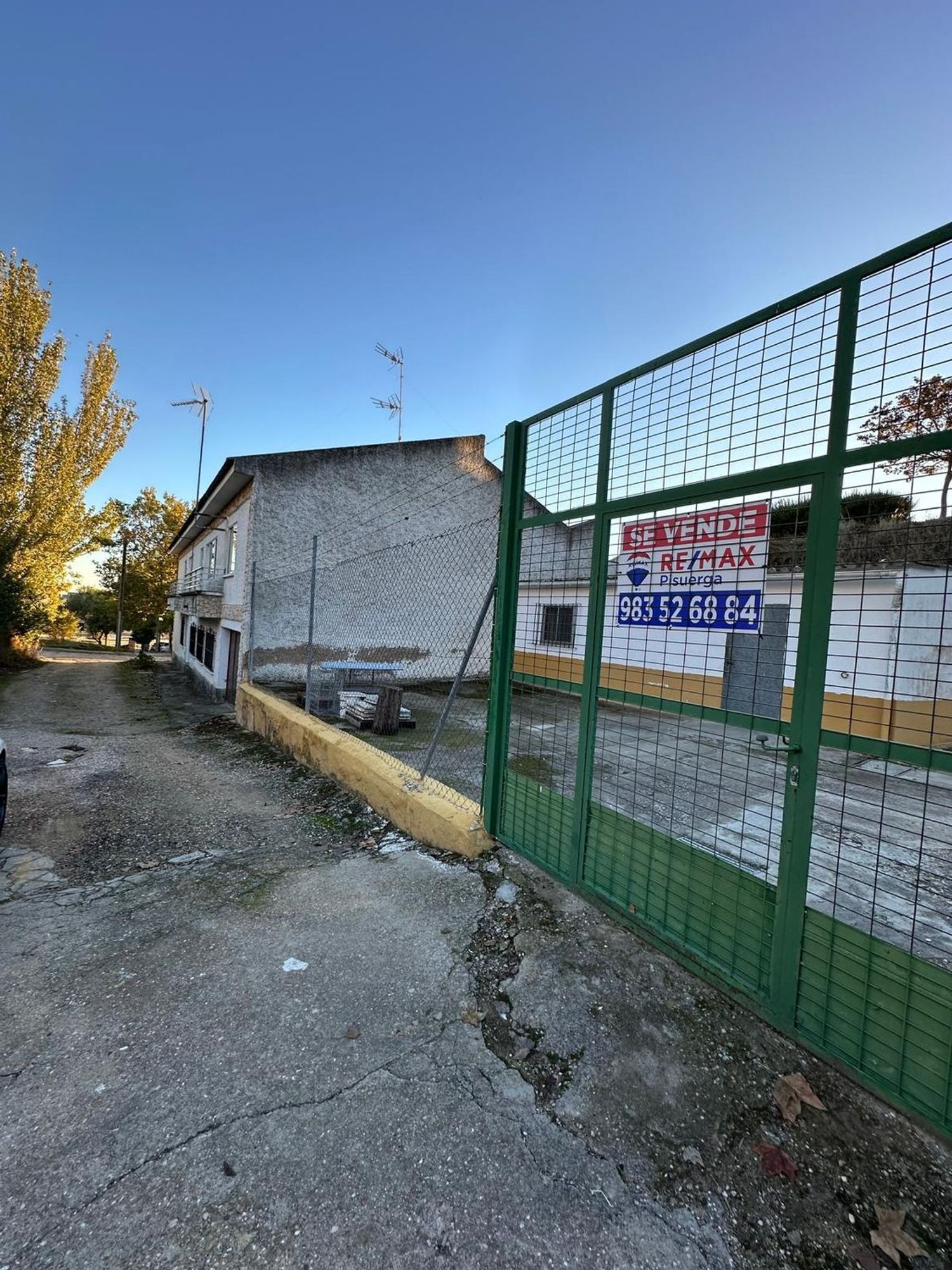 Terreno en venta  Simancas  19/20