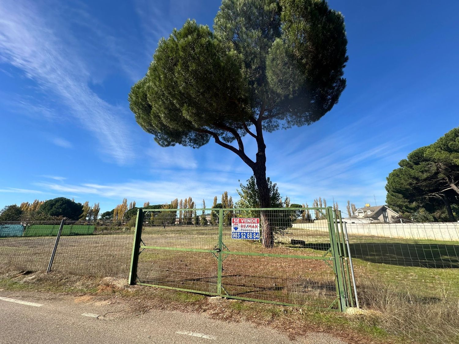 Terreno en venta  Simancas  18/21