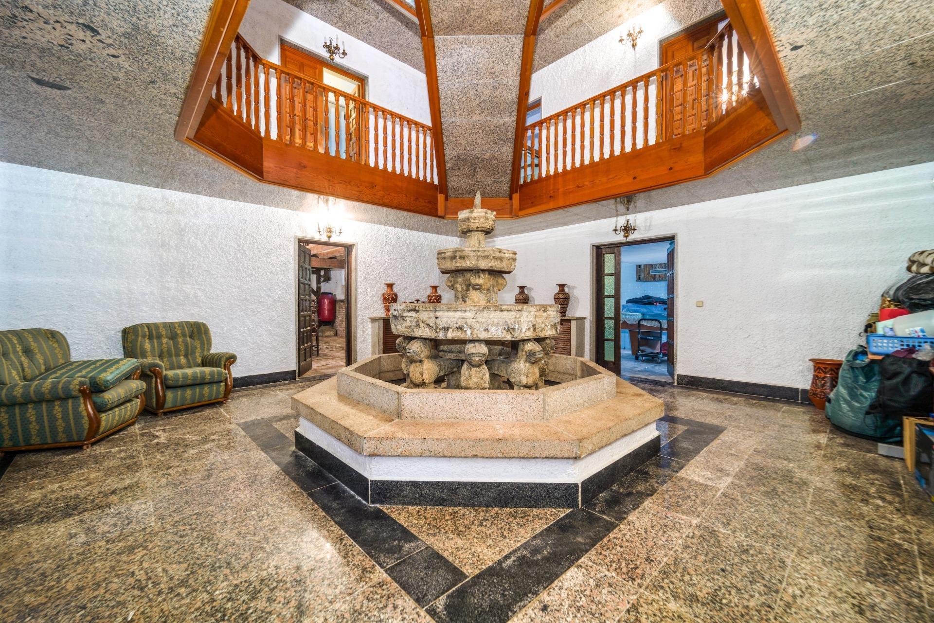 Villa in Pozuelo de Alarcon