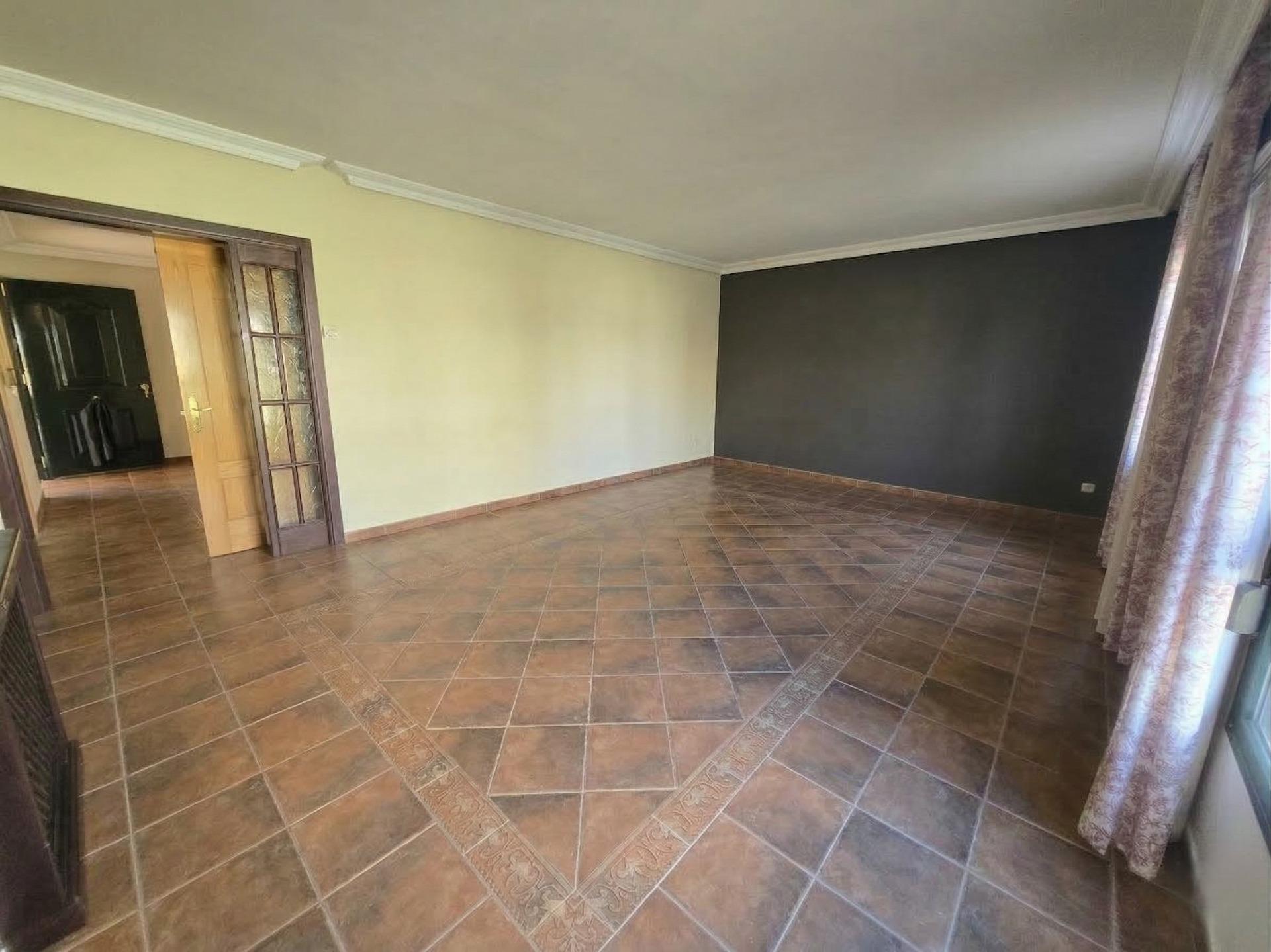Casa en venta  Ugena  1/1
