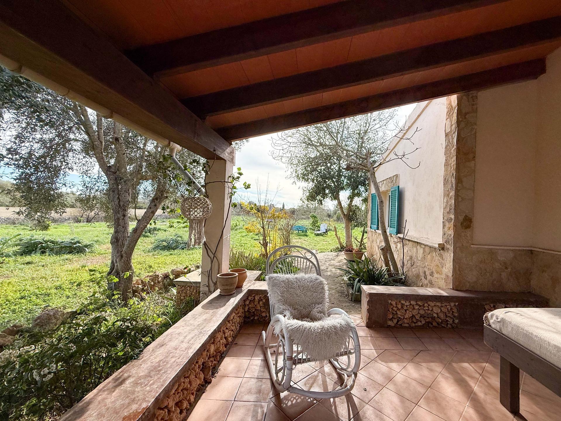 Parcela rústica con construcción existente cerca de Santa Margalida. Sin cédula de habitabilidad