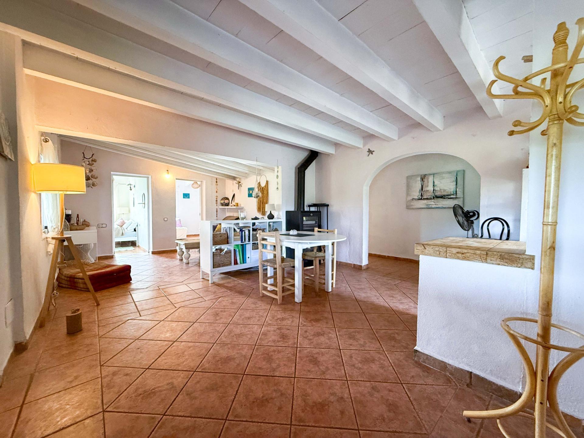 Parcela rústica con construcción existente cerca de Santa Margalida. Sin cédula de habitabilidad