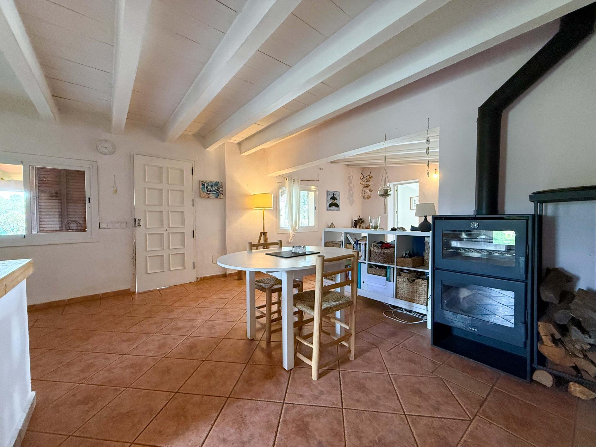 Parcela rústica con construcción existente cerca de Santa Margalida. Sin cédula de habitabilidad