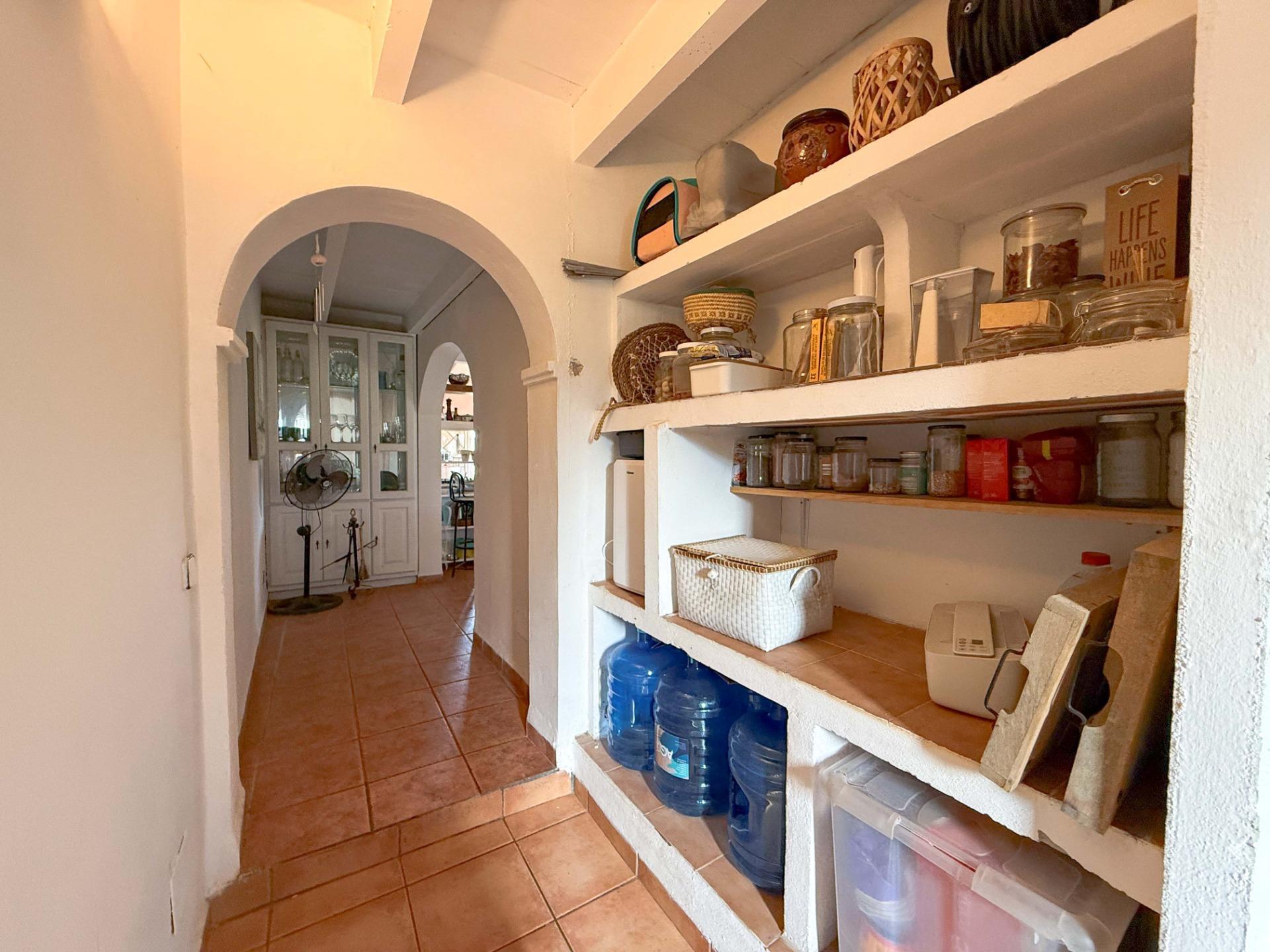 Parcela rústica con construcción existente cerca de Santa Margalida. Sin cédula de habitabilidad