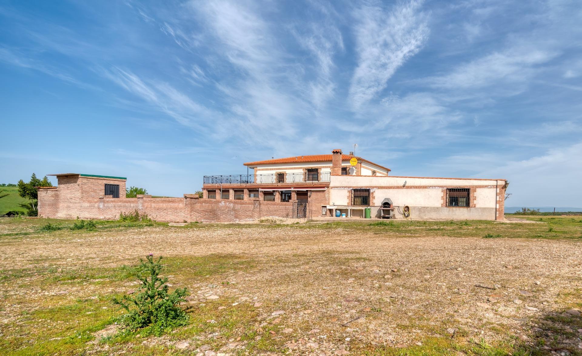 Casa en venta  San Martin de Pusa  8/60