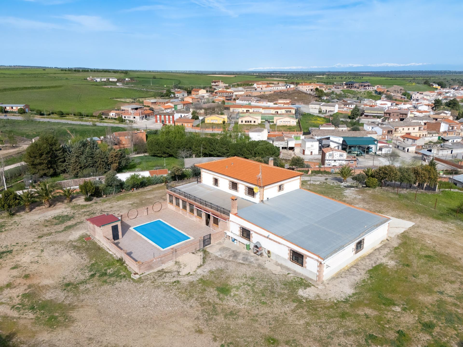 Casa en venta  San Martin de Pusa  17/60