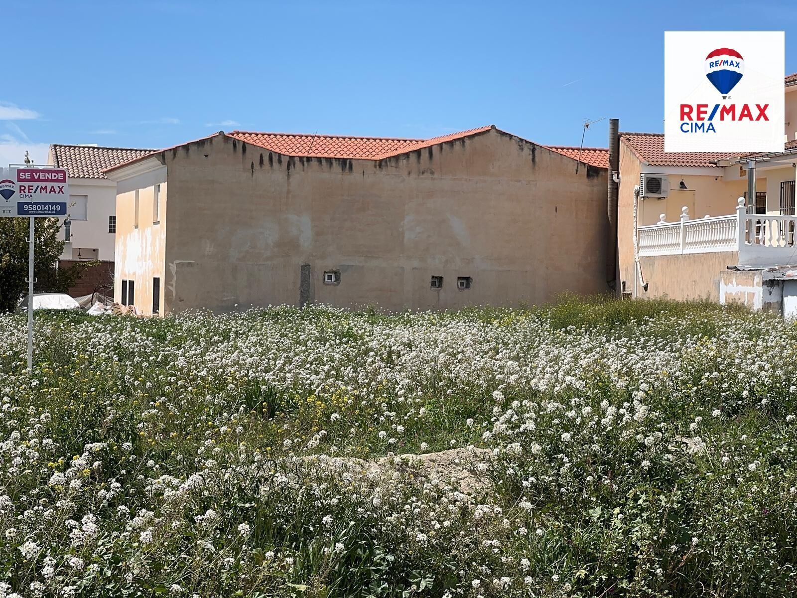 SOLAR URBANO Y RÚSTICO EN ZÚJAR (GRANADA)
