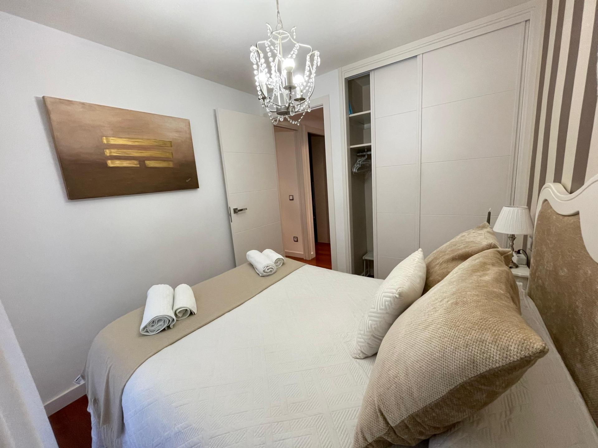 DONDE LATE ZARAGOZA: VIVIENDA CON ALMA EN CALLE ICÓNICA DEL CENTRO (licencia turística)