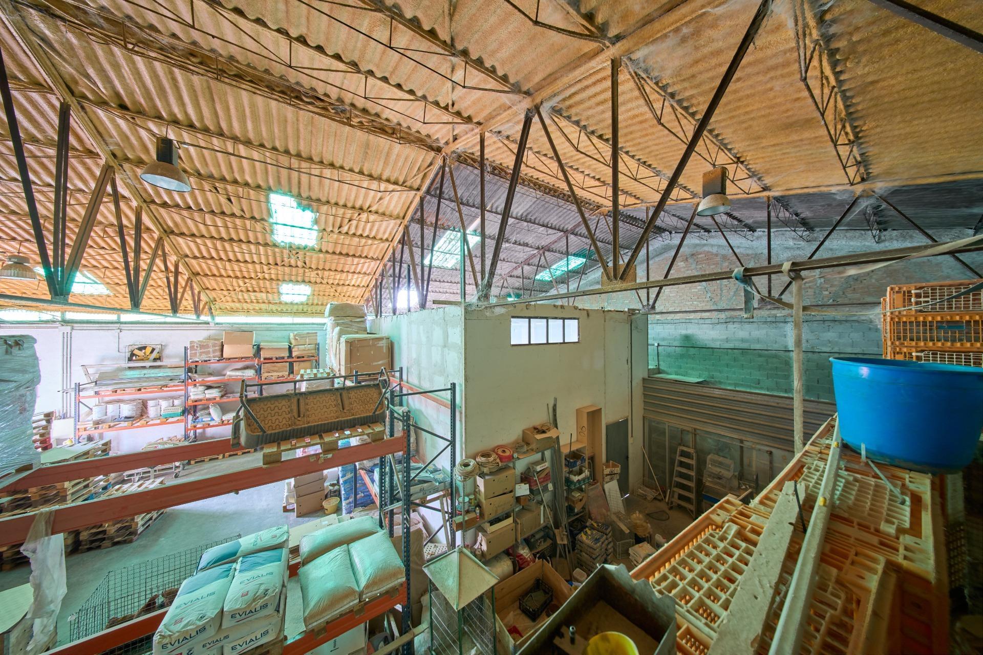NAVE INDUSTRIAL EN UNA DE LAS MEJORES ZONAS LOGÍSTICAS DE GRANADA, ATARFE ?