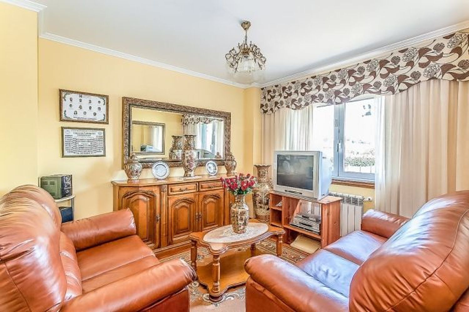 Casa en venta  Santiago de Compostela  1/1