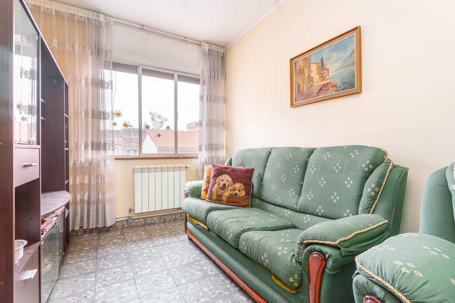 Pisos-Venta-Oviedo-2240123-Foto-2