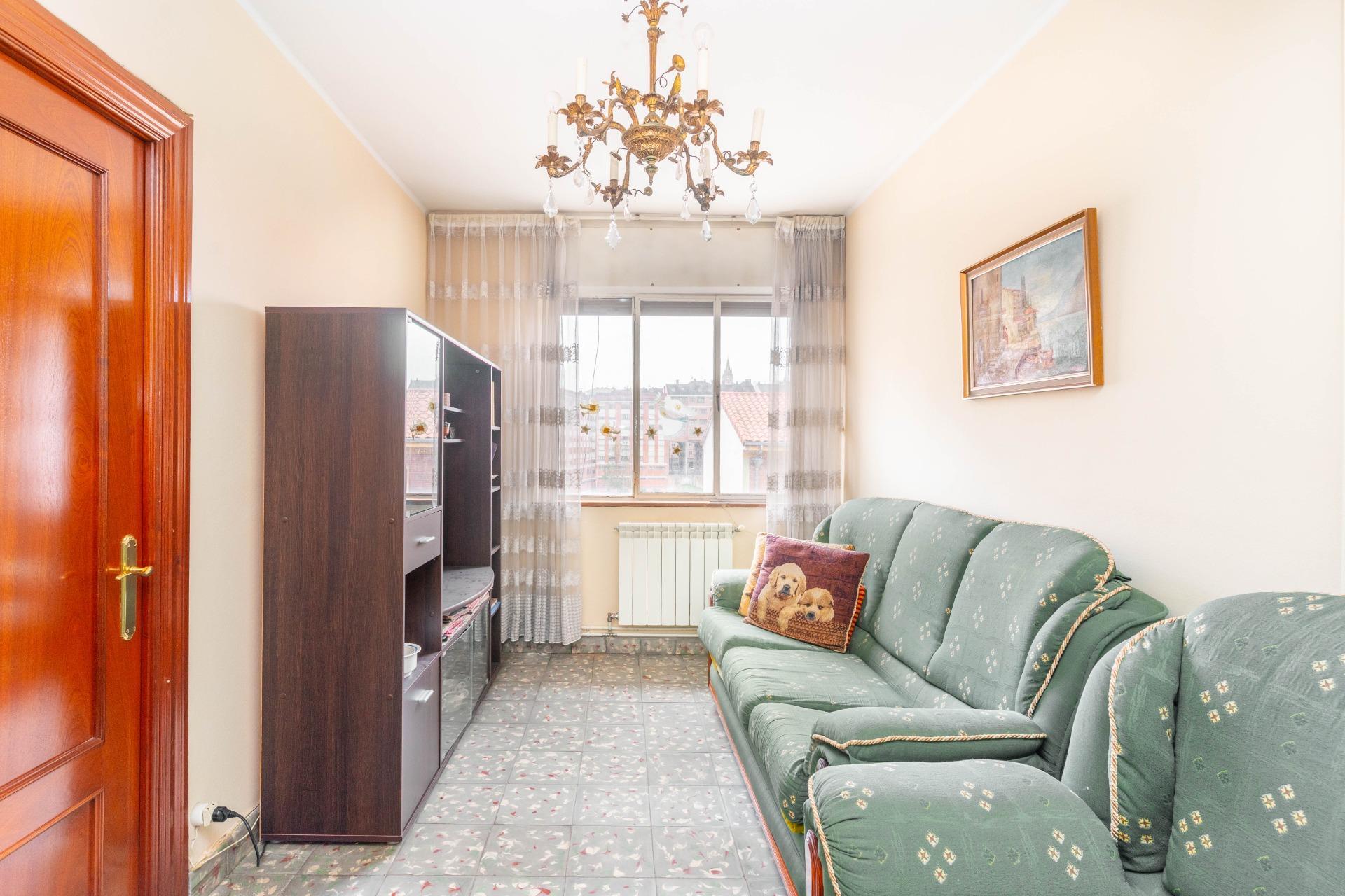 Pisos-Venta-Oviedo-2240123-Foto-4