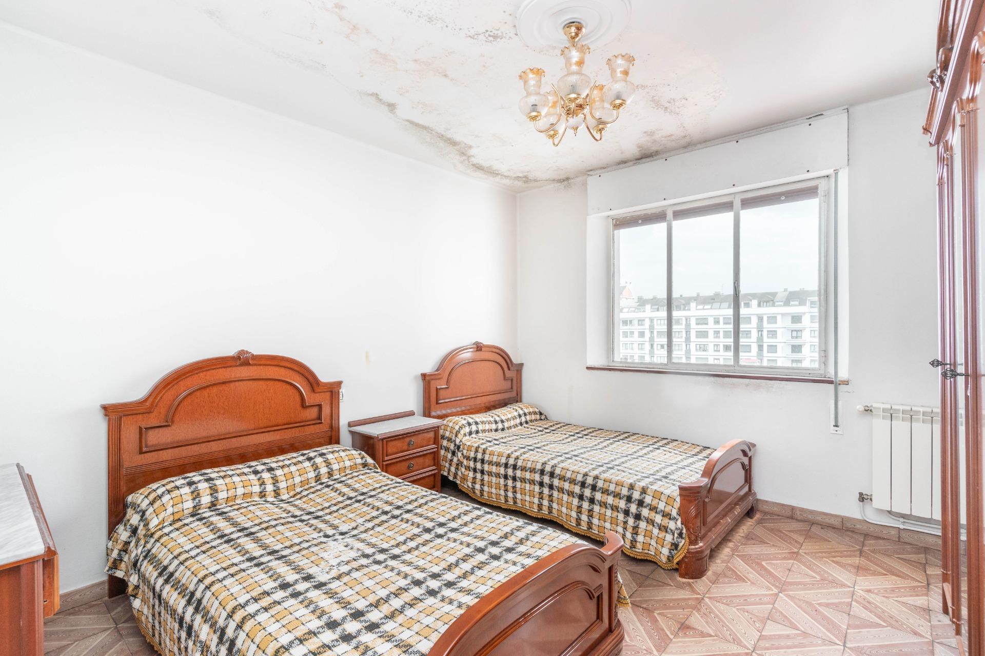 Pisos-Venta-Oviedo-2240123-Foto-14