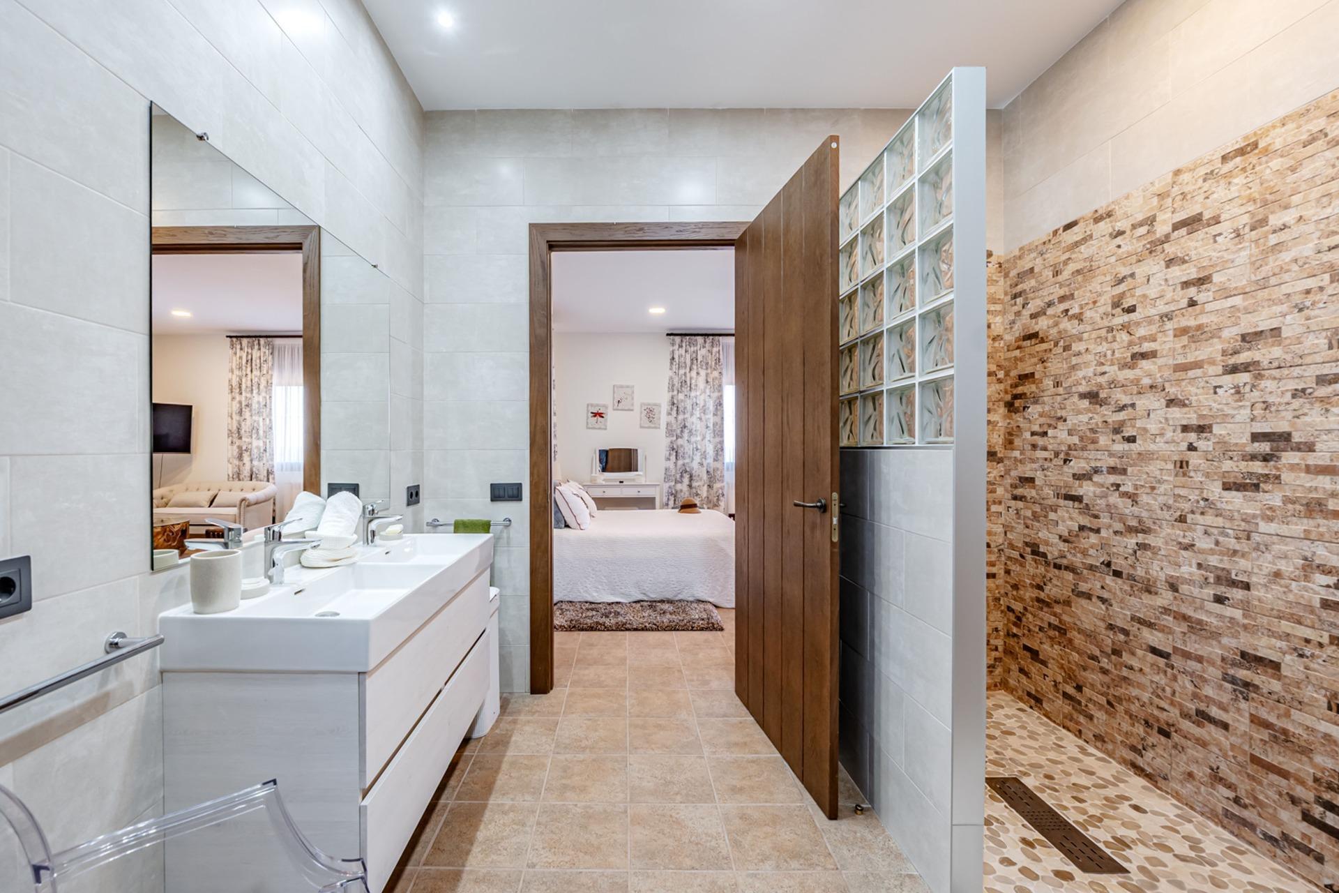 Pisos-Venta-Argamasilla de Alba-2241749-Foto-66