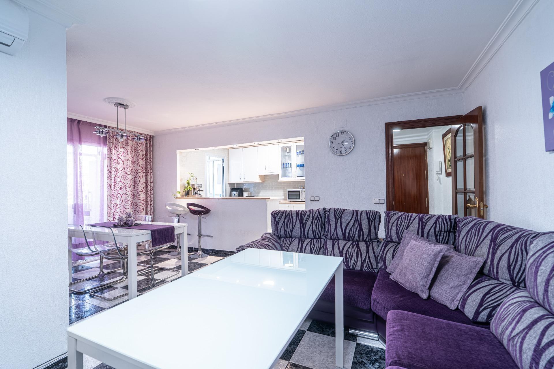 Piso en venta en Calle Victoria Domínguez Cerrato, Sevilla