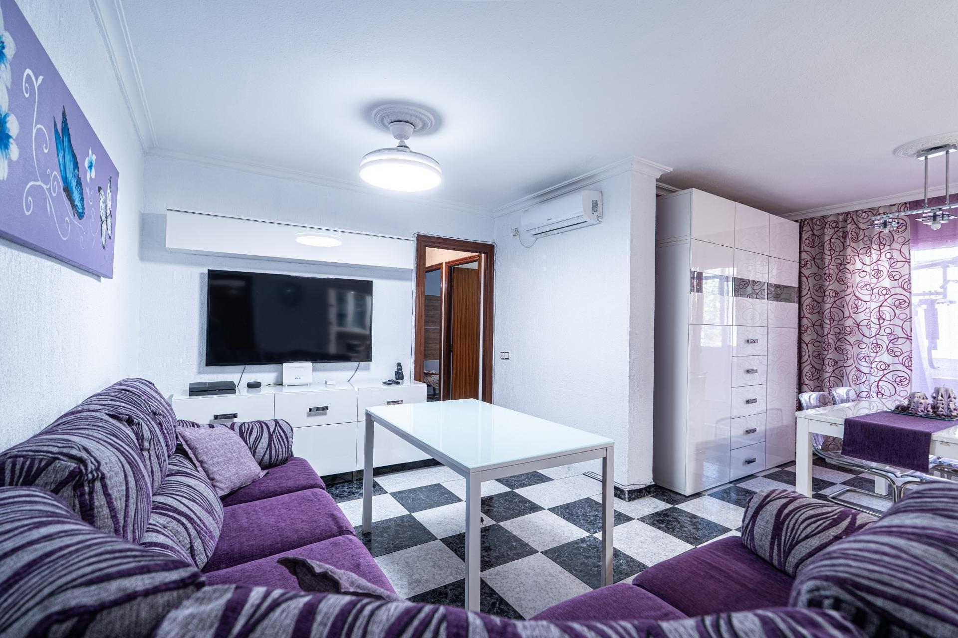 Piso en venta en Calle Victoria Domínguez Cerrato, Sevilla