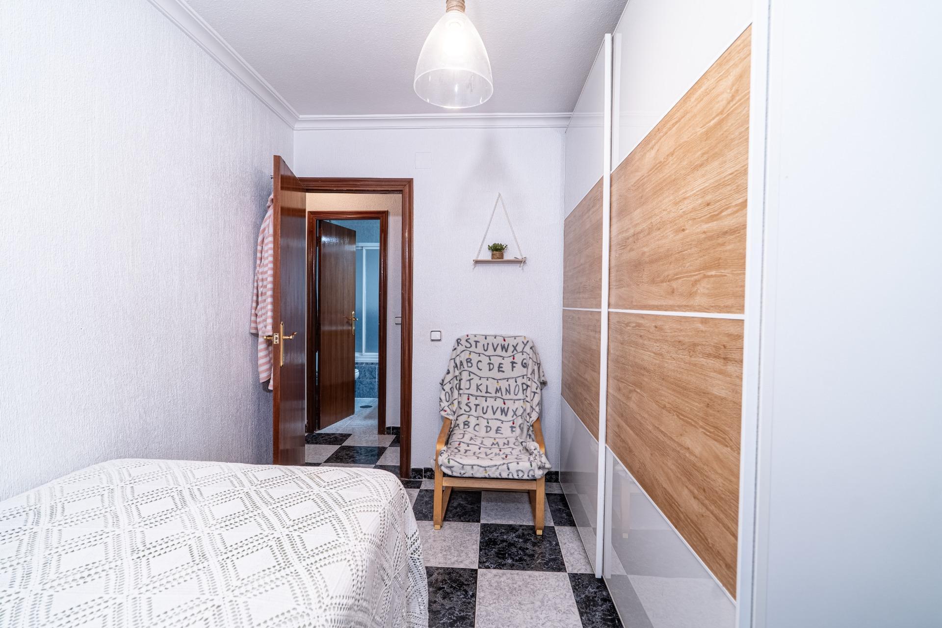 Piso en venta en Calle Victoria Domínguez Cerrato, Sevilla