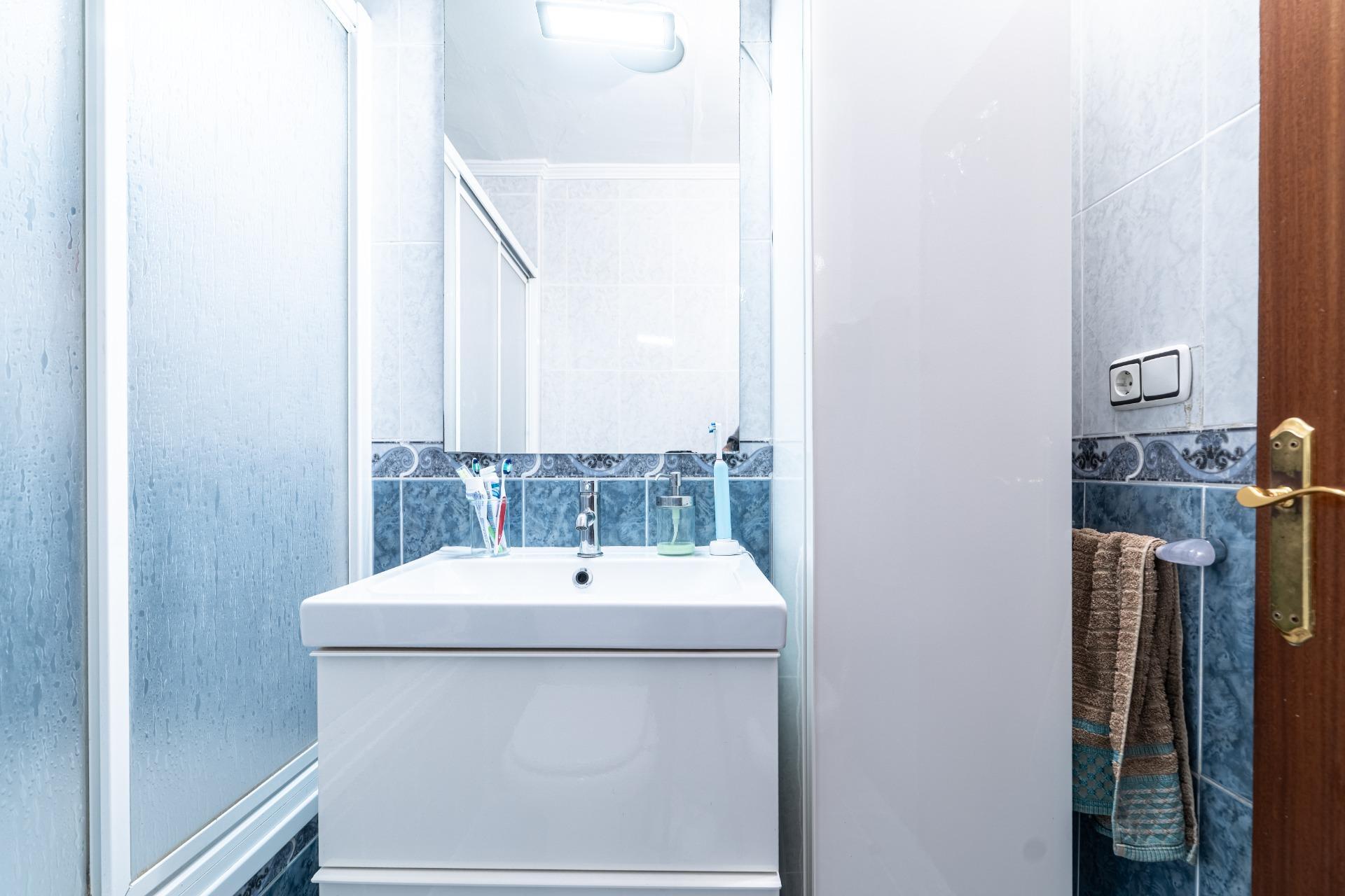 Piso en venta en Calle Victoria Domínguez Cerrato, Sevilla