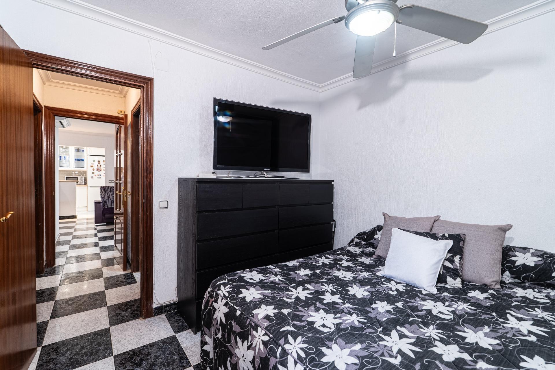 Piso en venta en Calle Victoria Domínguez Cerrato, Sevilla